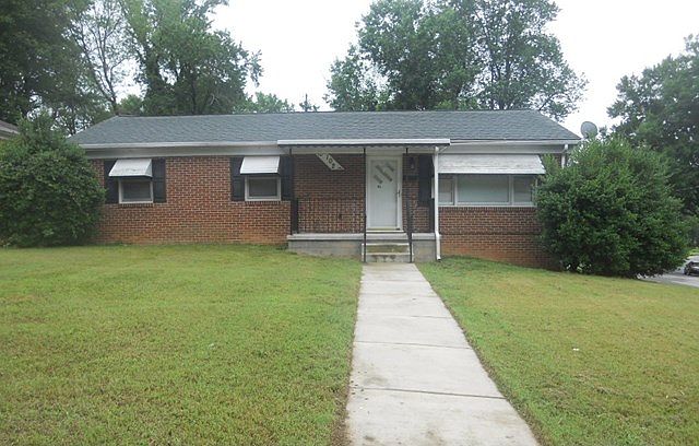 1st image of 102 Greenwood Ln