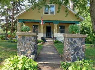 1952 Saltsman Rd, Erie, PA 16510