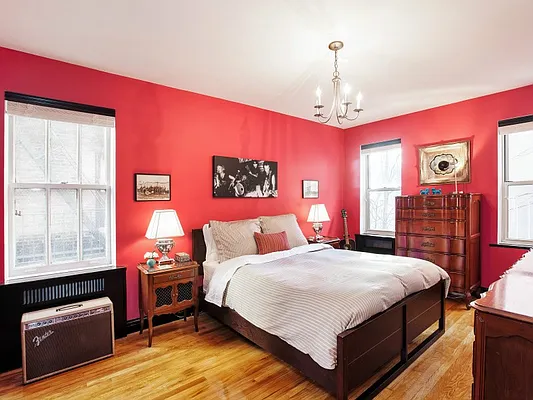 Sold by Sotheby's International Realty | media 5