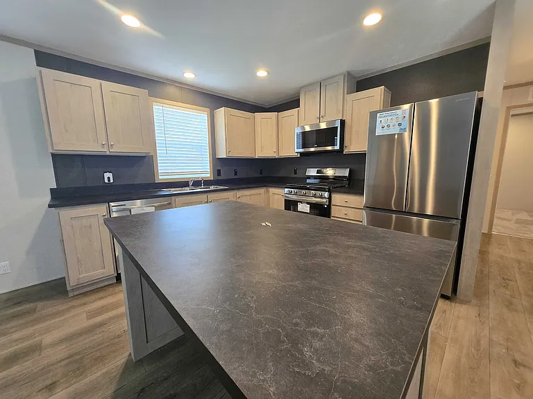 29800 Guilford Cir #282 — Photo 1