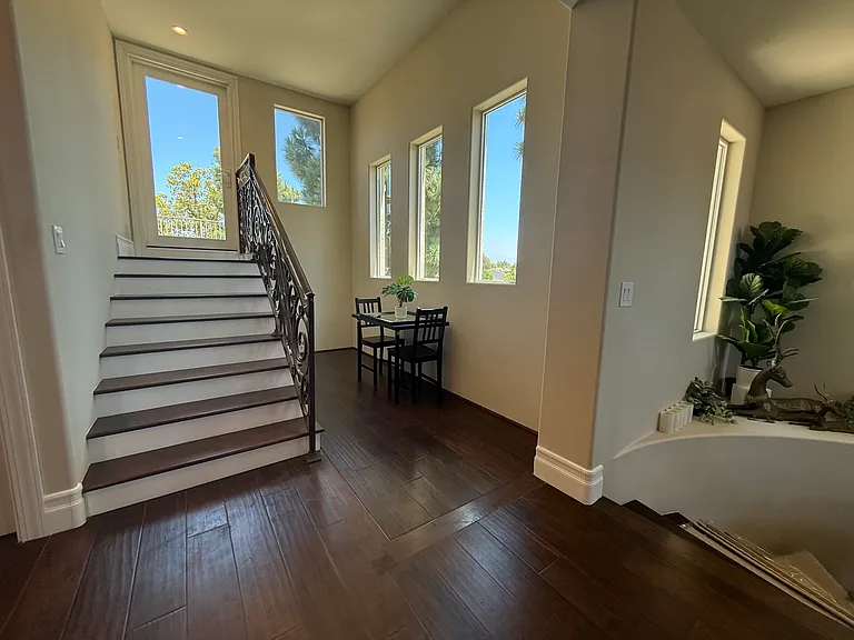6 Willowbrook — Photo 19