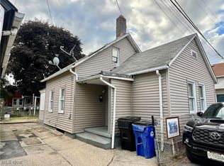 2104 W 34th Pl, Cleveland, OH 44113