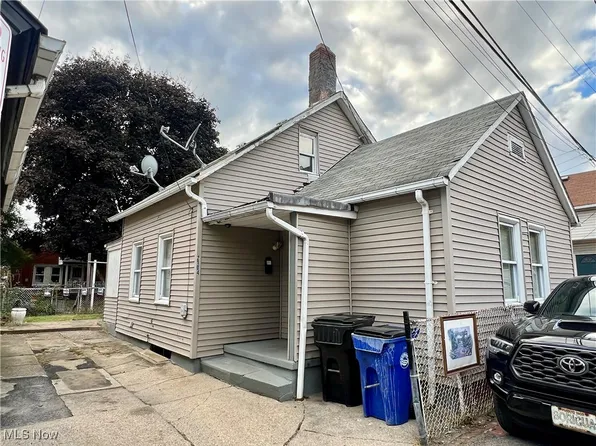 2104 W 34th Pl, Cleveland, OH 44113