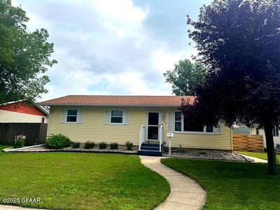 1200 4th Ave NW, East Grand Forks, MN, 56721