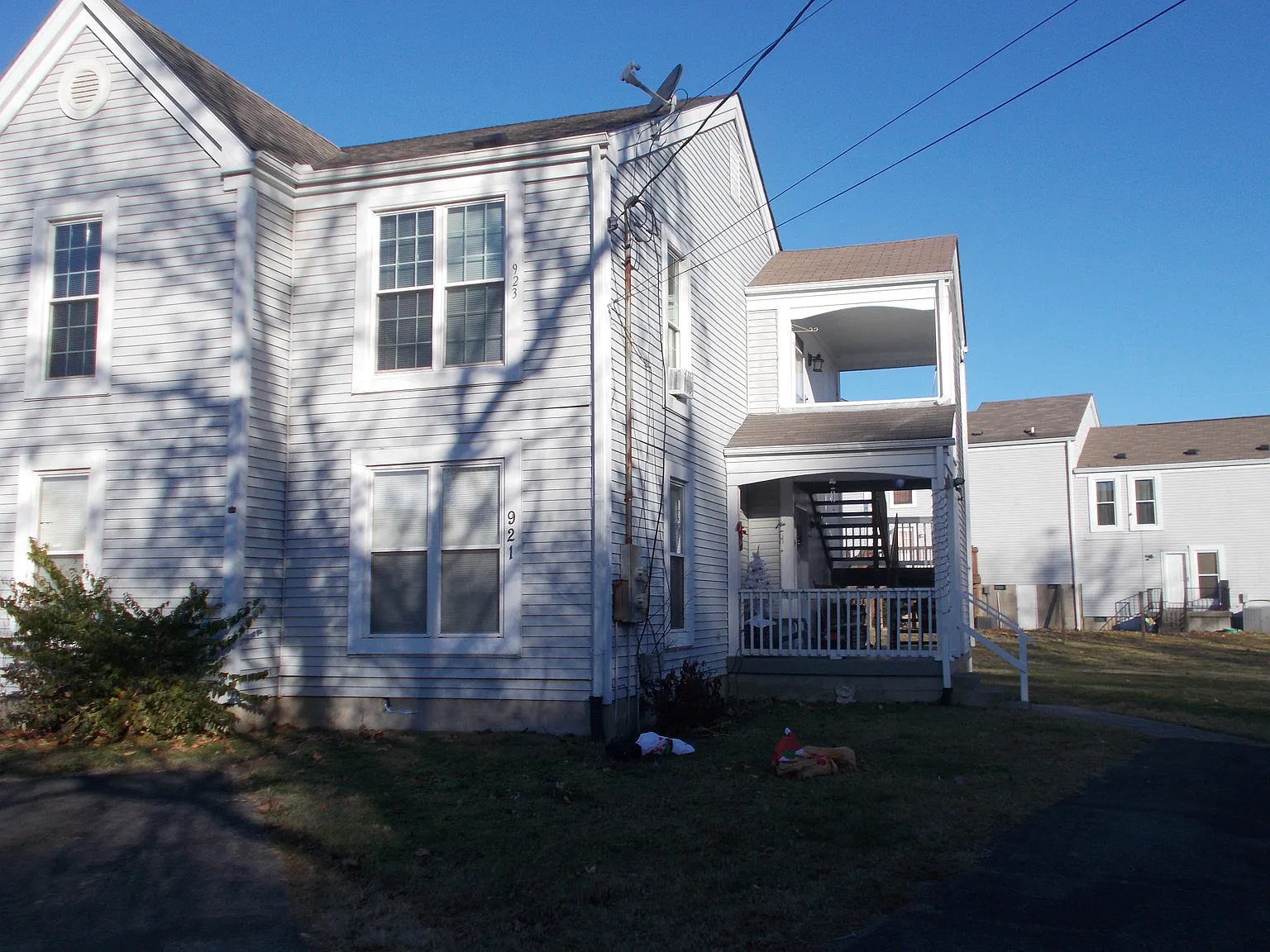2 bed, 1010 sqft, $1,395 — Photo 1