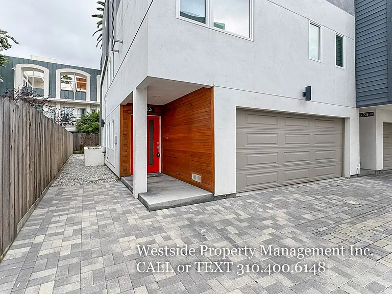 1823 N Van Ness Ave — Photo 34