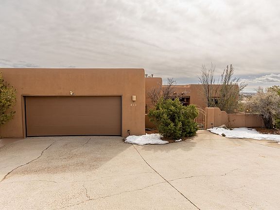 3rd image of 813 Camino Vistas Encantada