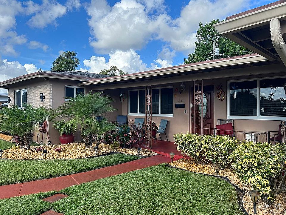 2nd image of 361 SW 30th Ave
