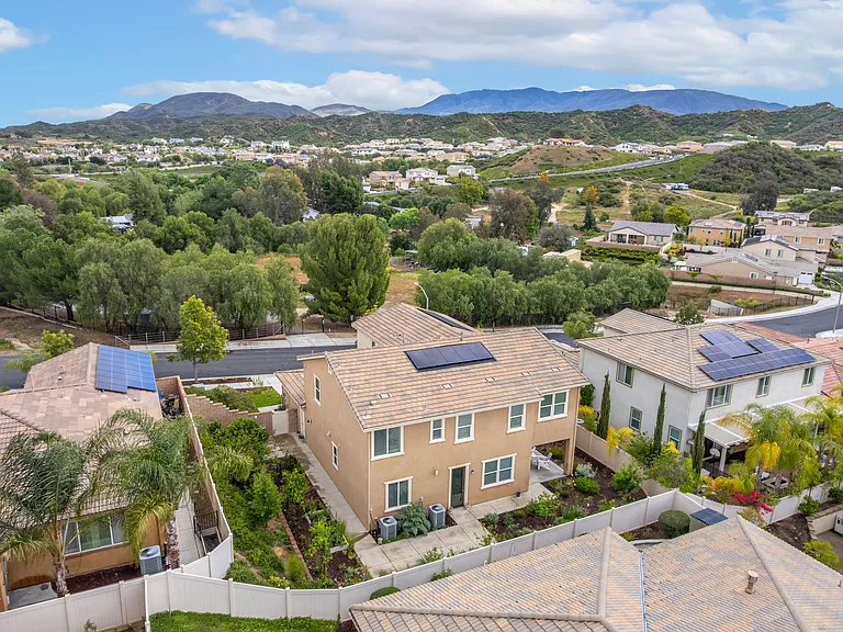 45529 Woolpert Ln — Photo 49