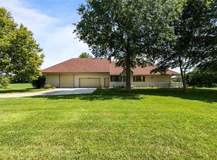 1509 Mary Ln, Liberty, MO 64068