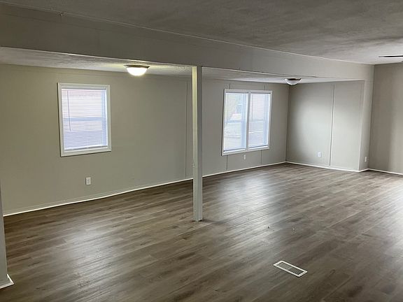 4th image of 2700 N Washington St #215M
