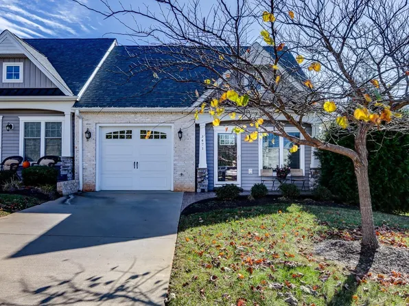 1471 Helmsdale Dr, Forest, VA 24551