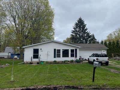 120 Elm St, Manitou Beach, MI, 49253