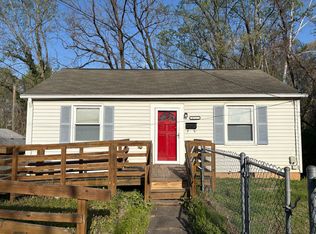 2739 Konnoak Dr, Winston Salem, NC 27127