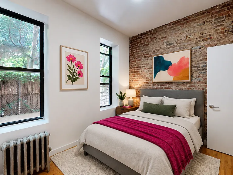 312 E 91st St #1R — Photo 3