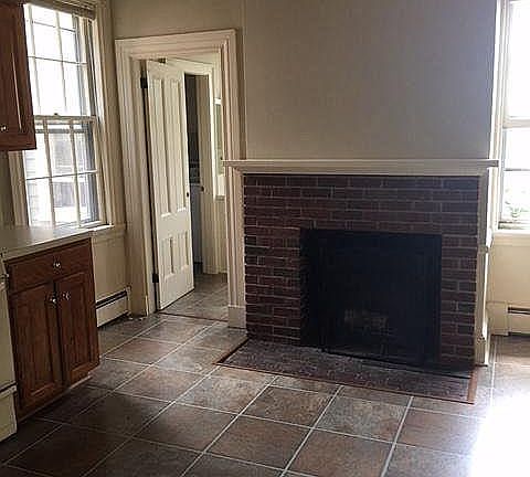 5th image of 410 Benefit St Floor 2