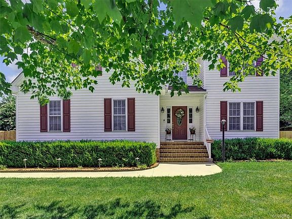 2nd image of 10296 Grand Hickory Dr