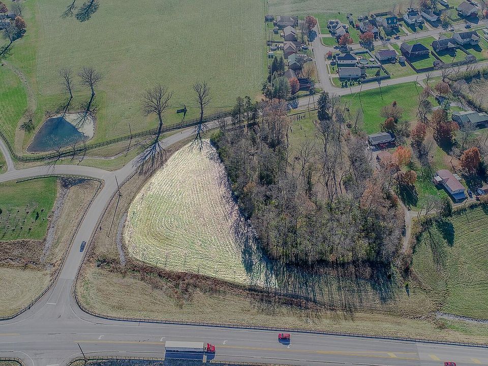2nd image of 571 Maysville Rd