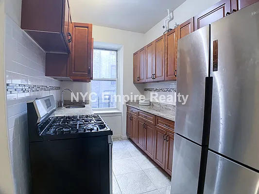 Rented by NYC Empire Realty Inc | media 1