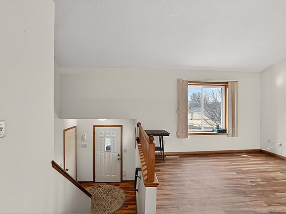 5th image of 3714 10th Ave SW