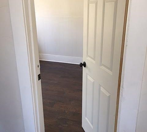 5th image of 1276 W 112th St #3