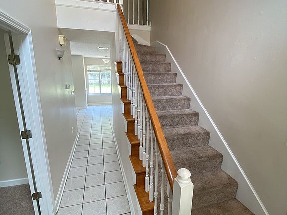 2nd image of 18 North Dr