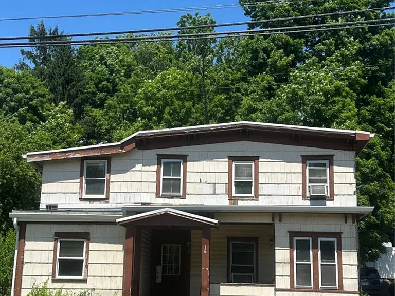 16 N Main St #1 — Photo 1