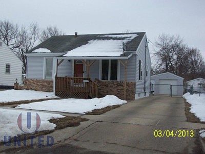 2nd image of 3070 Rebecca St