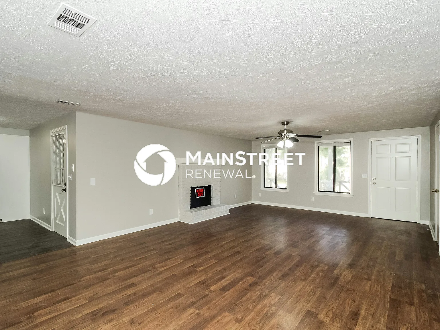2085 SWAN CT — Photo 3