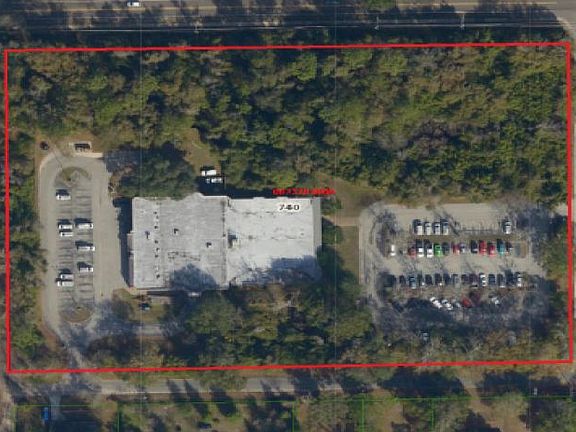 2nd image of 740 Greeland Ave