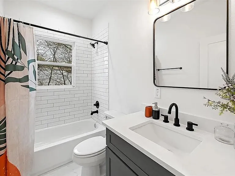 6814 Burkett St — Photo 20