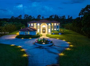 6152 SW Banks St, Palm City, FL 34990