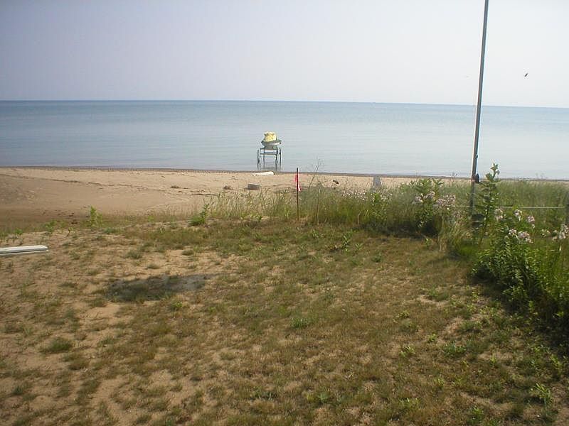 2nd image of N Lakeshore Rd