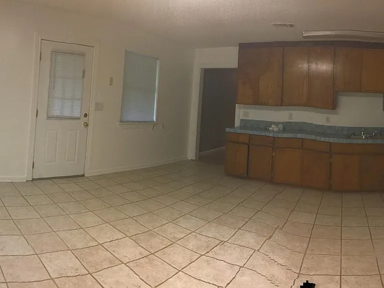 1886 Lodgepole Dr — Photo 12