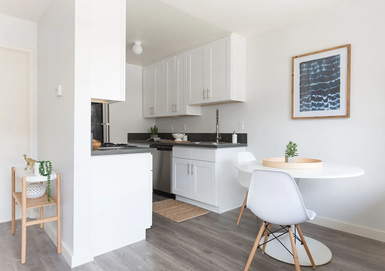 Top-Floor Modern Living in Boyle Heights — Photo 3