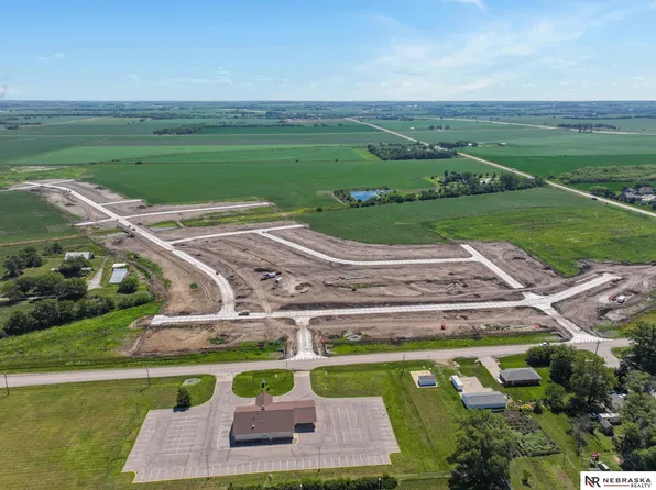 10929 N 149th St, Waverly, NE 68462