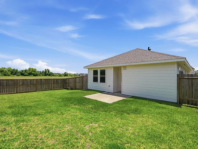 10406 Milford Woods Ln — Photo 37