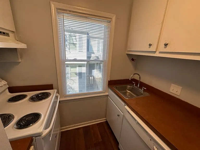 1227 Barnwell St #36 — Photo 4