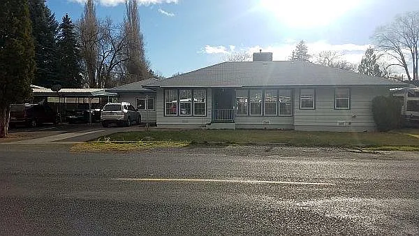 4234 Clinton Ave photo 1