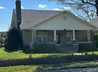 765 Moorman Ln, Bowling Green, KY 42101