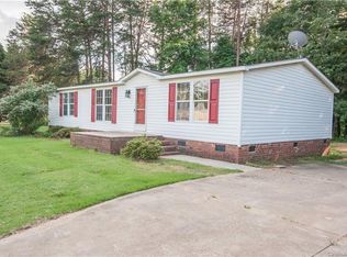 176 Overcash Rd, Troutman, NC 28166
