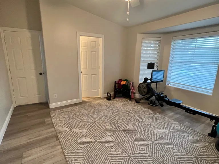 942 S Ash Ave #106 — Photo 22