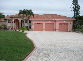 2523 SE 22nd Pl, Cape Coral, FL 33904