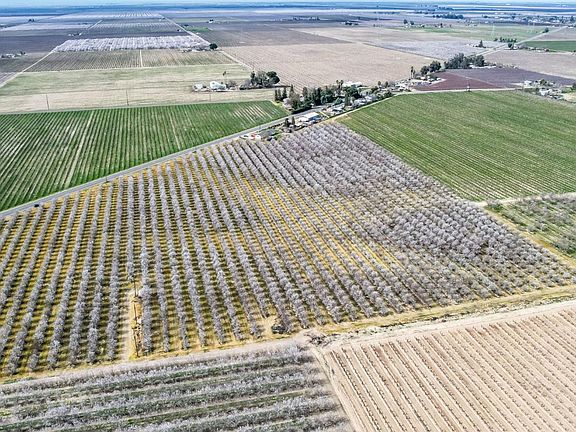 5th image of 10690 S Henderson Rd