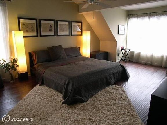 Master Bedroom - $800 (doesn't come with furniture in pic)