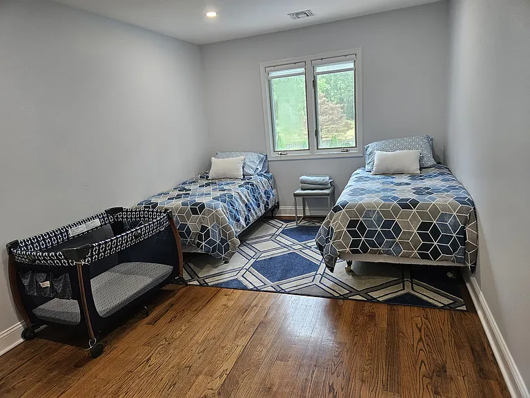 804 Columbia Rd — Photo 39