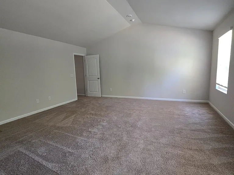 4623 Hazelburn Dr — Photo 17