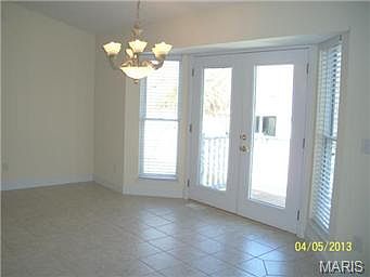 5th image of 1317-21 Apple Blossom Ln