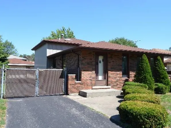 9237 S 77th Ave, Bridgeview, IL 60455