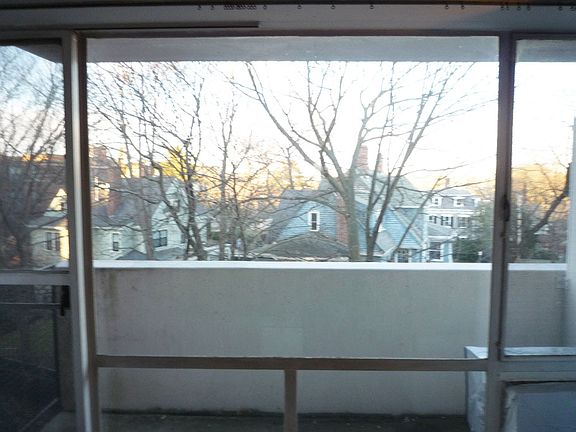 3rd image of 29 Concord Ave APT 503